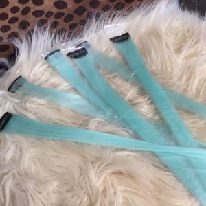 Six 20” ocean blue hair clip extensions